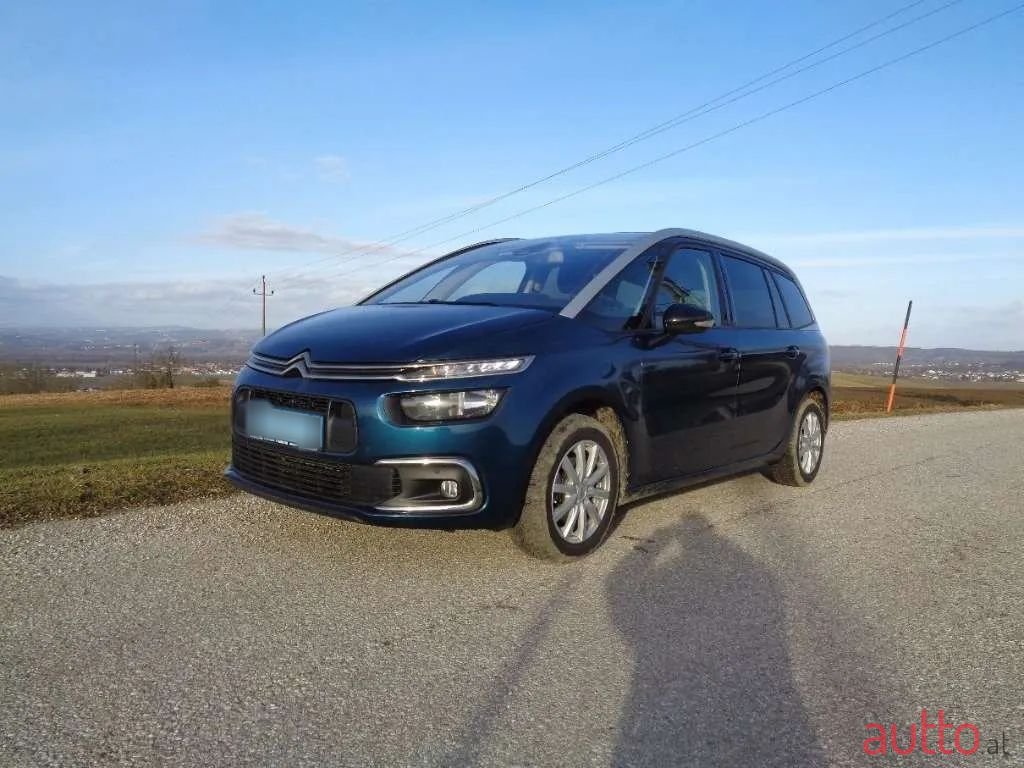 2022' Citroen Grand C4 SpaceTourer photo #5
