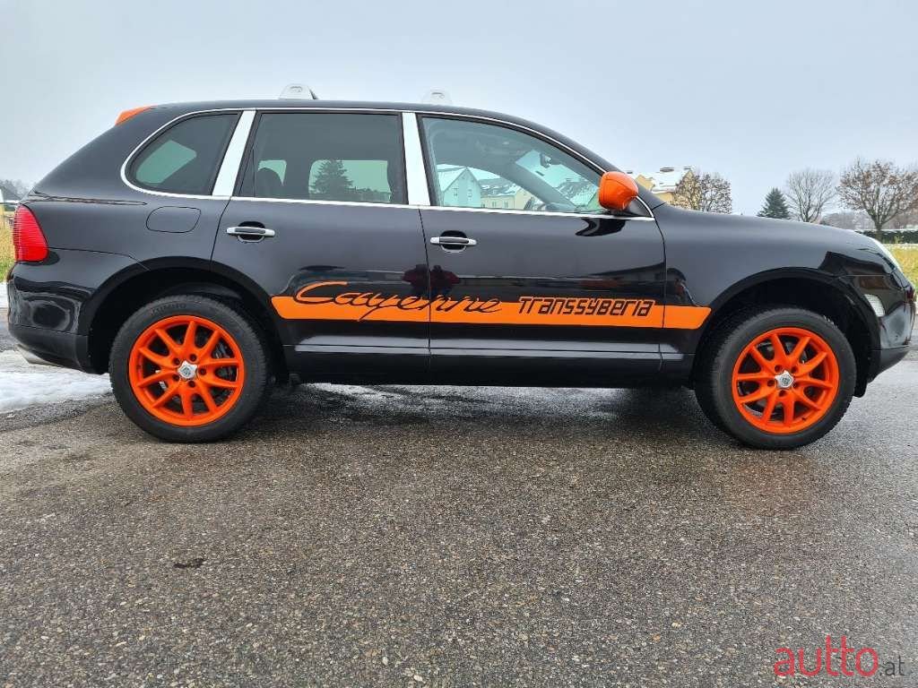 2004' Porsche Cayenne photo #6