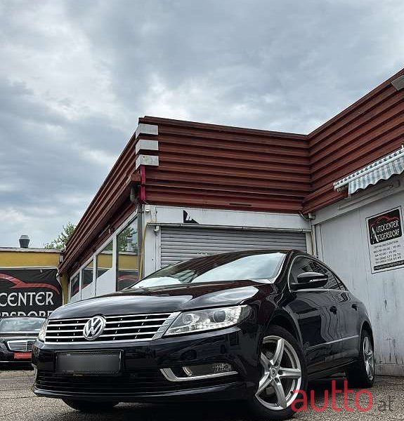2014' Volkswagen Passat photo #6