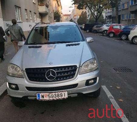 2006' Mercedes-Benz M-Klasse photo #4