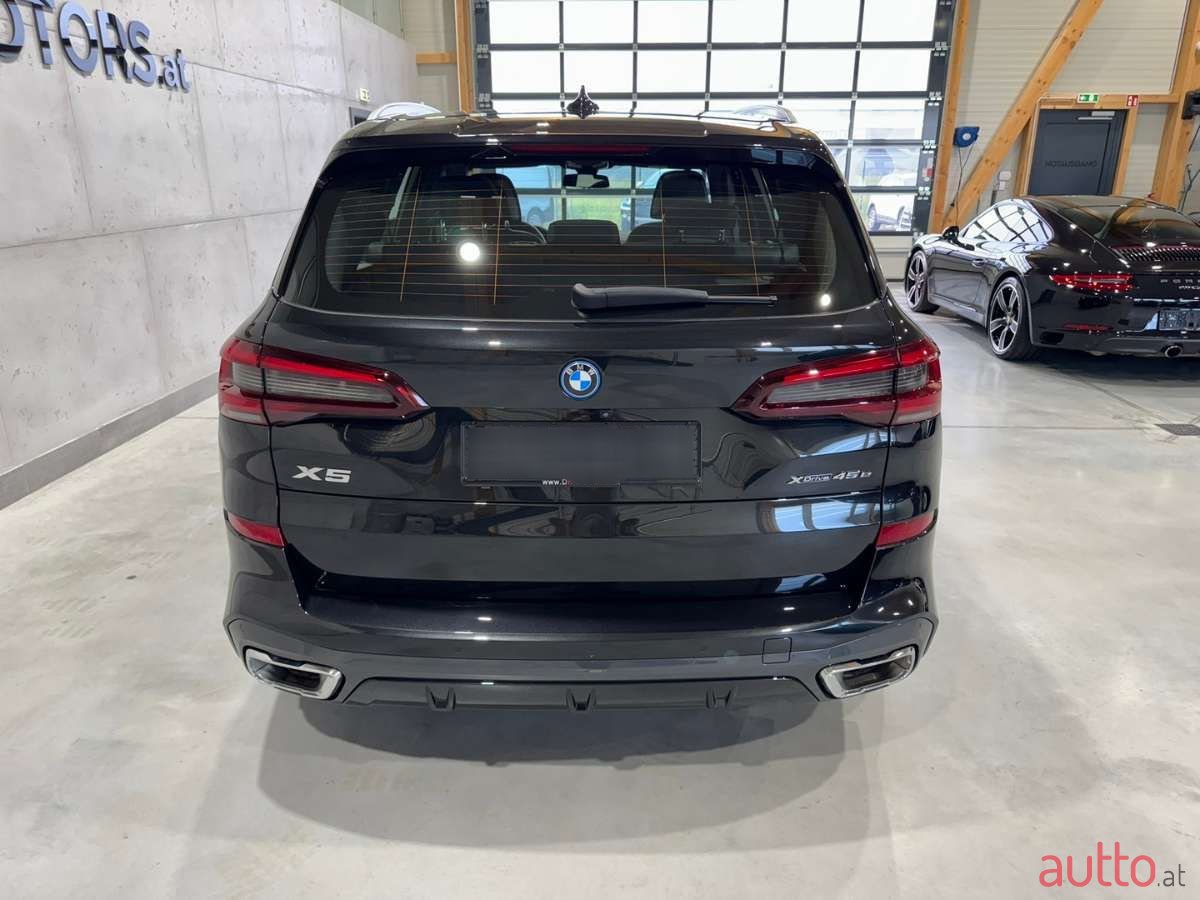 2023' BMW X5 photo #4