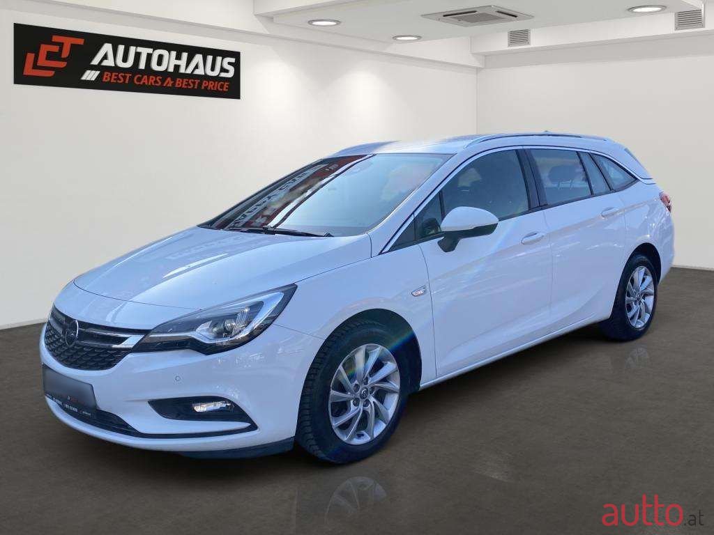 2019' Opel Astra photo #1