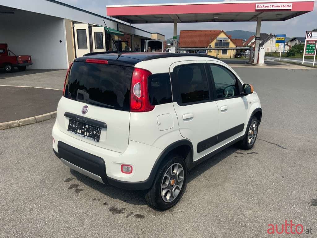 2014' Fiat Panda photo #5