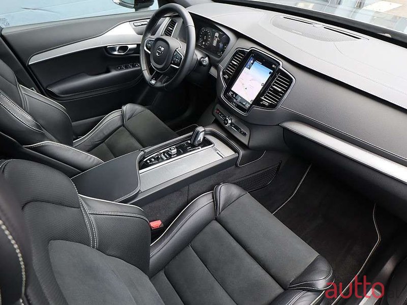 2020' Volvo XC90 photo #4