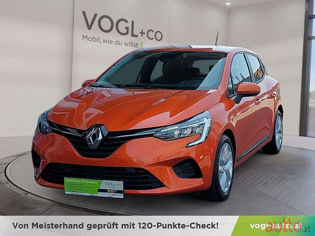 2021' Renault Clio photo #1