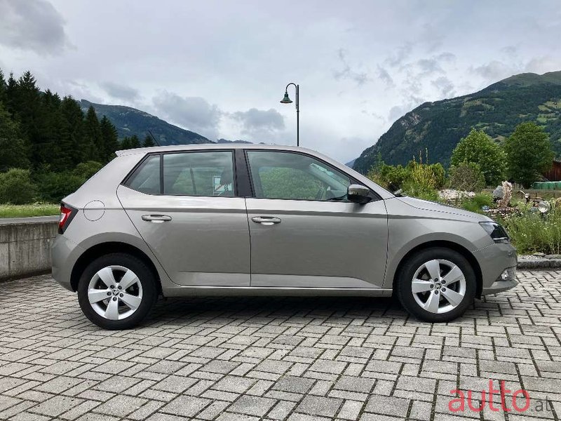 2018' Skoda Fabia photo #5
