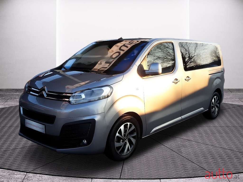 2021' Citroen Spacetourer photo #1