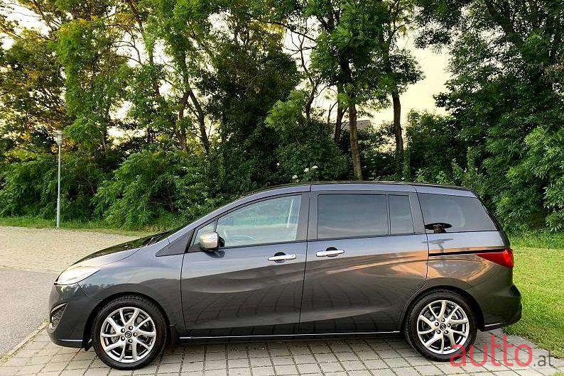 2014' Mazda Mazda5 photo #1