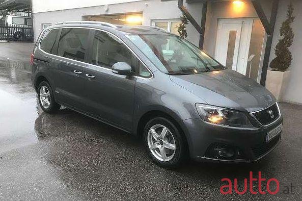 2012' SEAT Alhambra photo #1