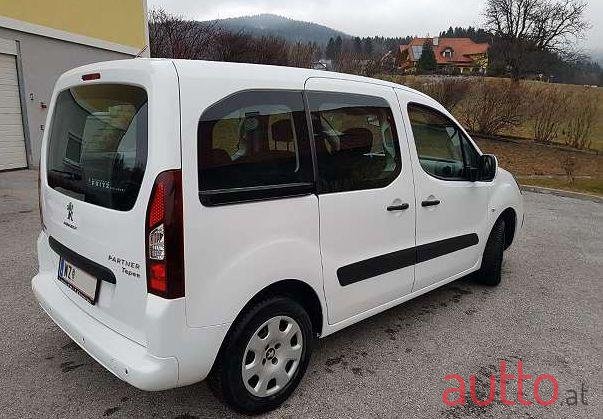 2016' Peugeot Partner photo #2