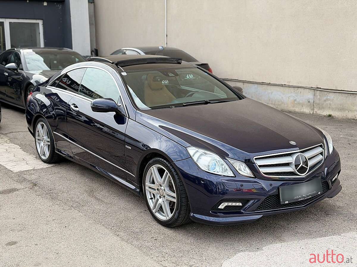2010' Mercedes-Benz E-Klasse photo #1