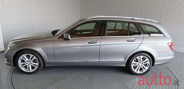 2013' Mercedes-Benz C-Klasse photo #1