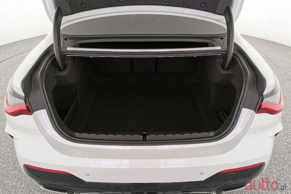 2023' BMW 4Er-Reihe photo #6