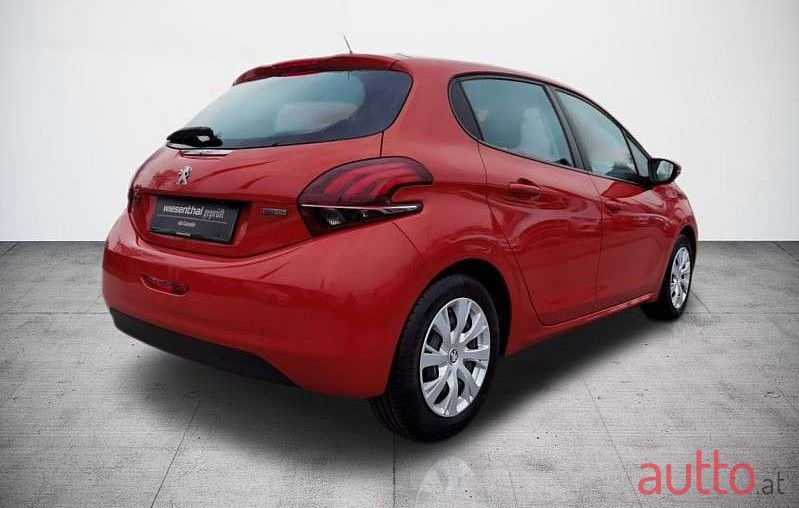 2016' Peugeot 208 photo #3