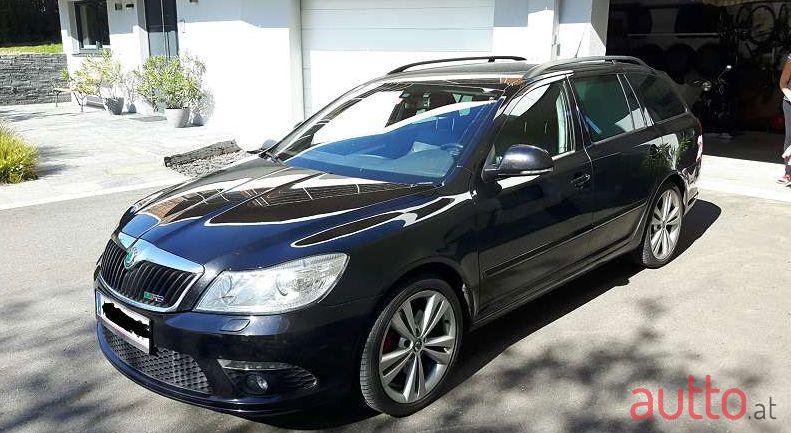 2010' Skoda Octavia photo #1