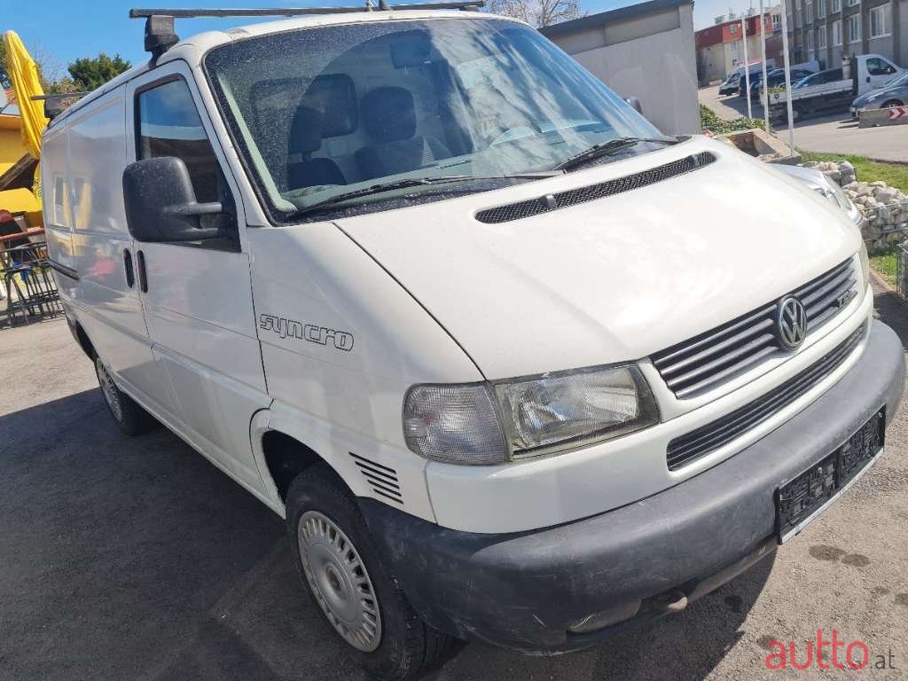 2002' Volkswagen photo #1