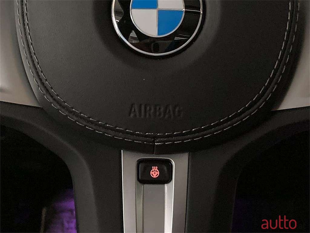 2020' BMW X5 photo #6