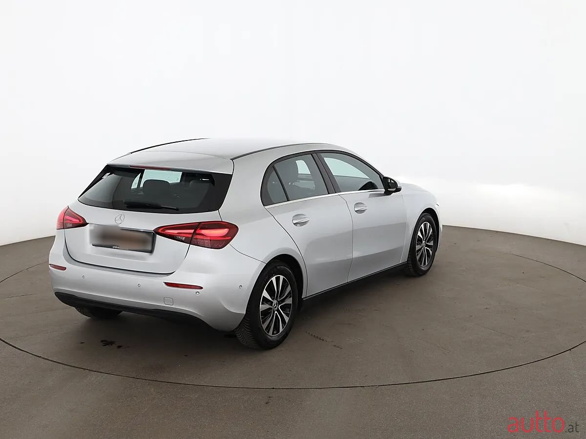 2023' Mercedes-Benz A-Klasse photo #2