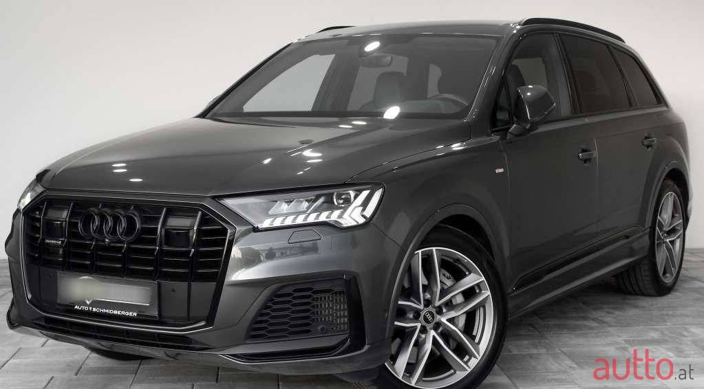 2021' Audi Q7 photo #1