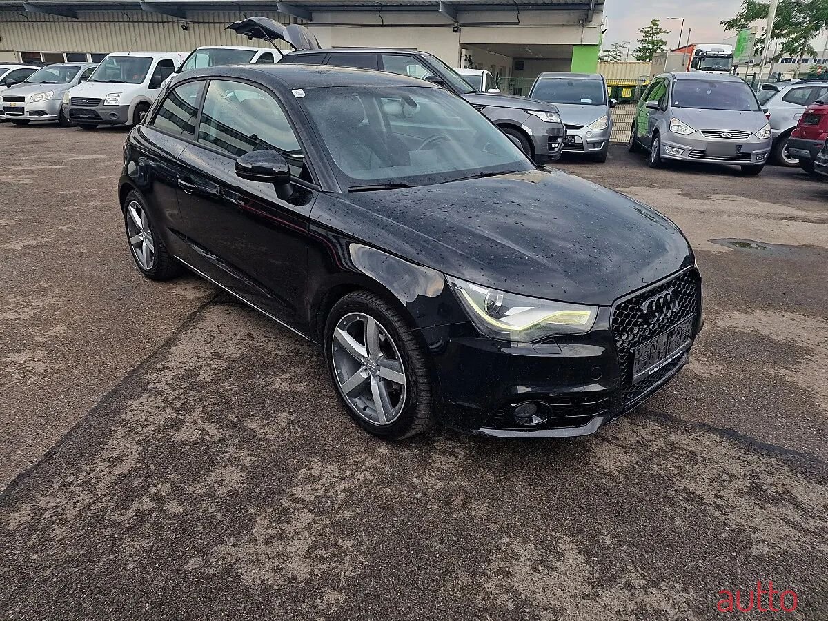 2010' Audi A1 photo #1