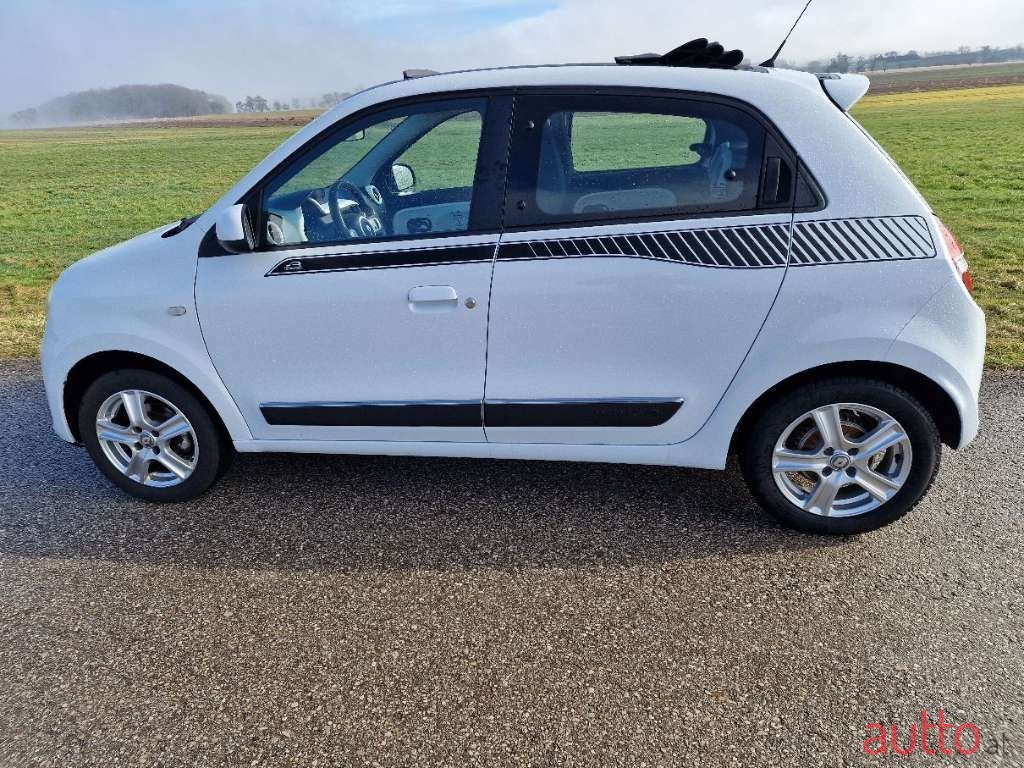 2016' Renault Twingo photo #2