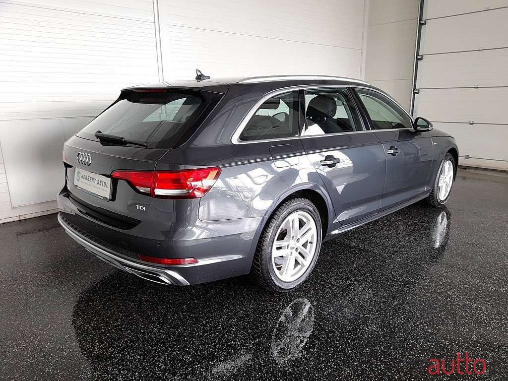 2019' Audi A4 photo #1