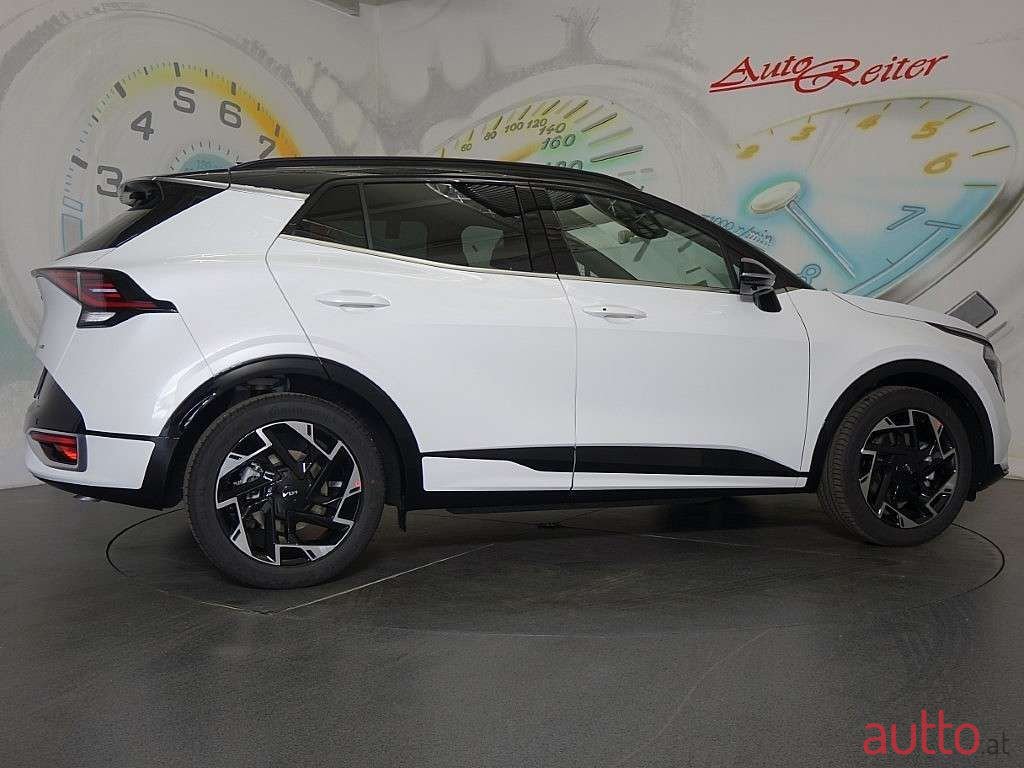 2024' Kia Sportage photo #3