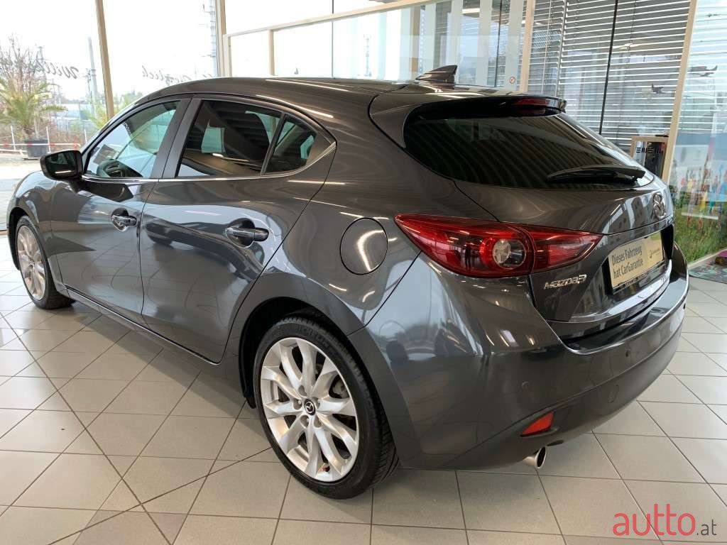 2016' Mazda Mazda3 photo #6