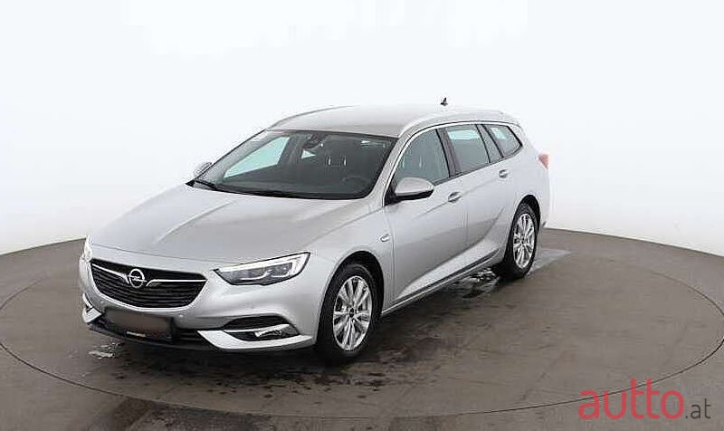 2019' Opel Insignia photo #1