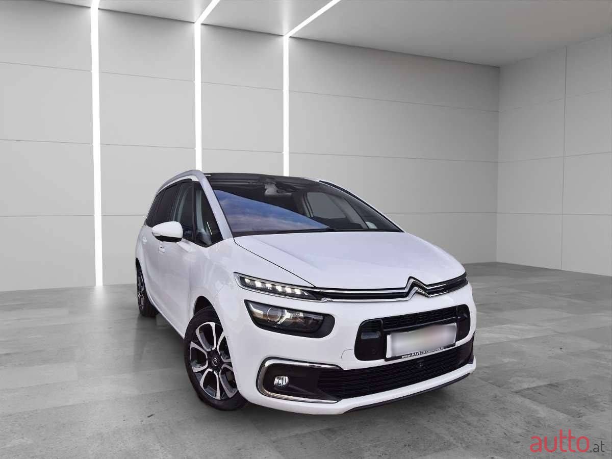 2020' Citroen Grand C4 SpaceTourer photo #2
