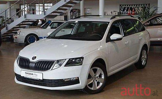 2018' Skoda Octavia photo #1