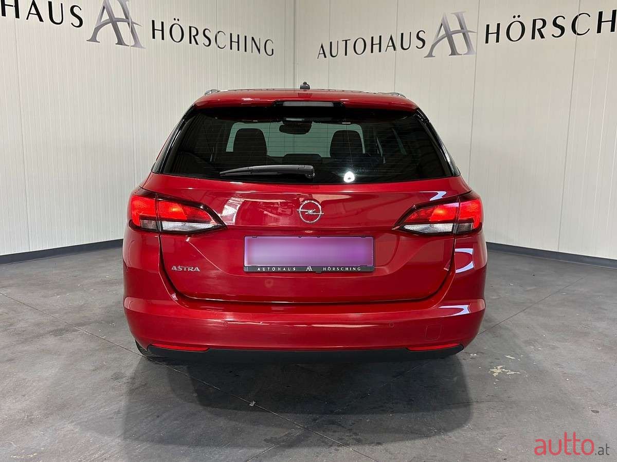 2022' Opel Astra photo #5