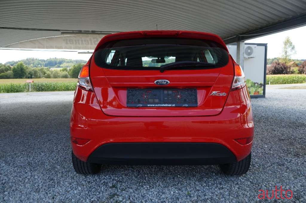 2016' Ford Fiesta photo #4