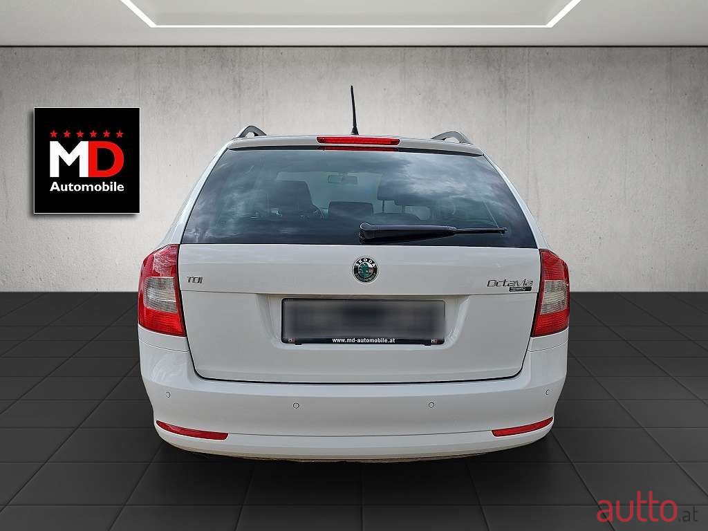 2012' Skoda Octavia photo #5