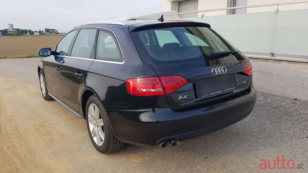 2010' Audi A4 photo #4