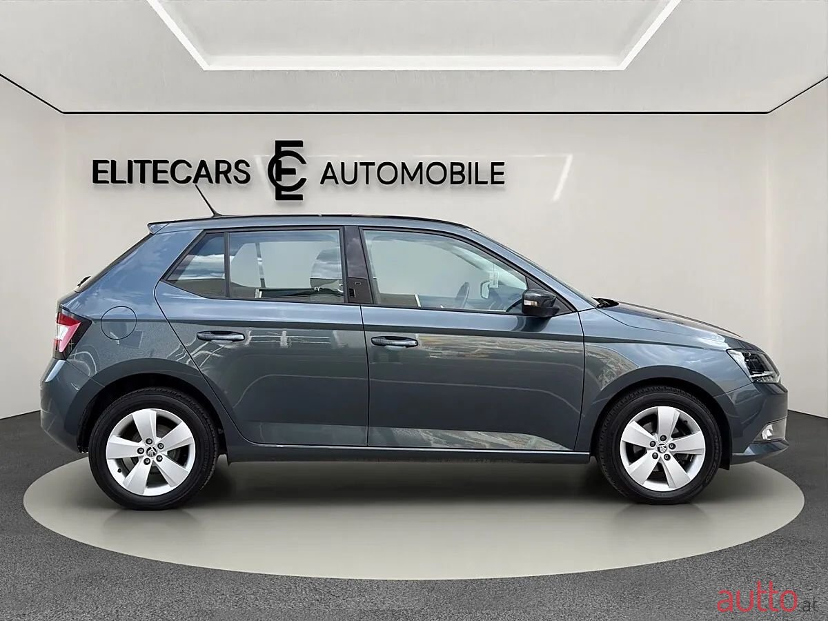 2017' Skoda Fabia photo #2