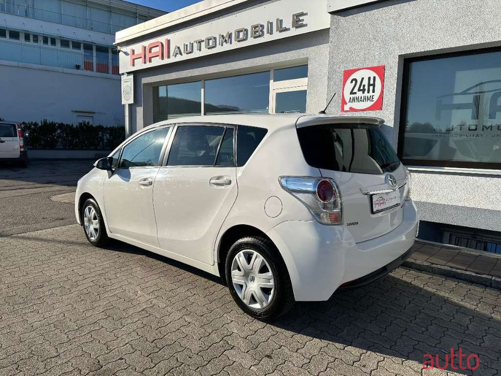 2013' Toyota Verso photo #6