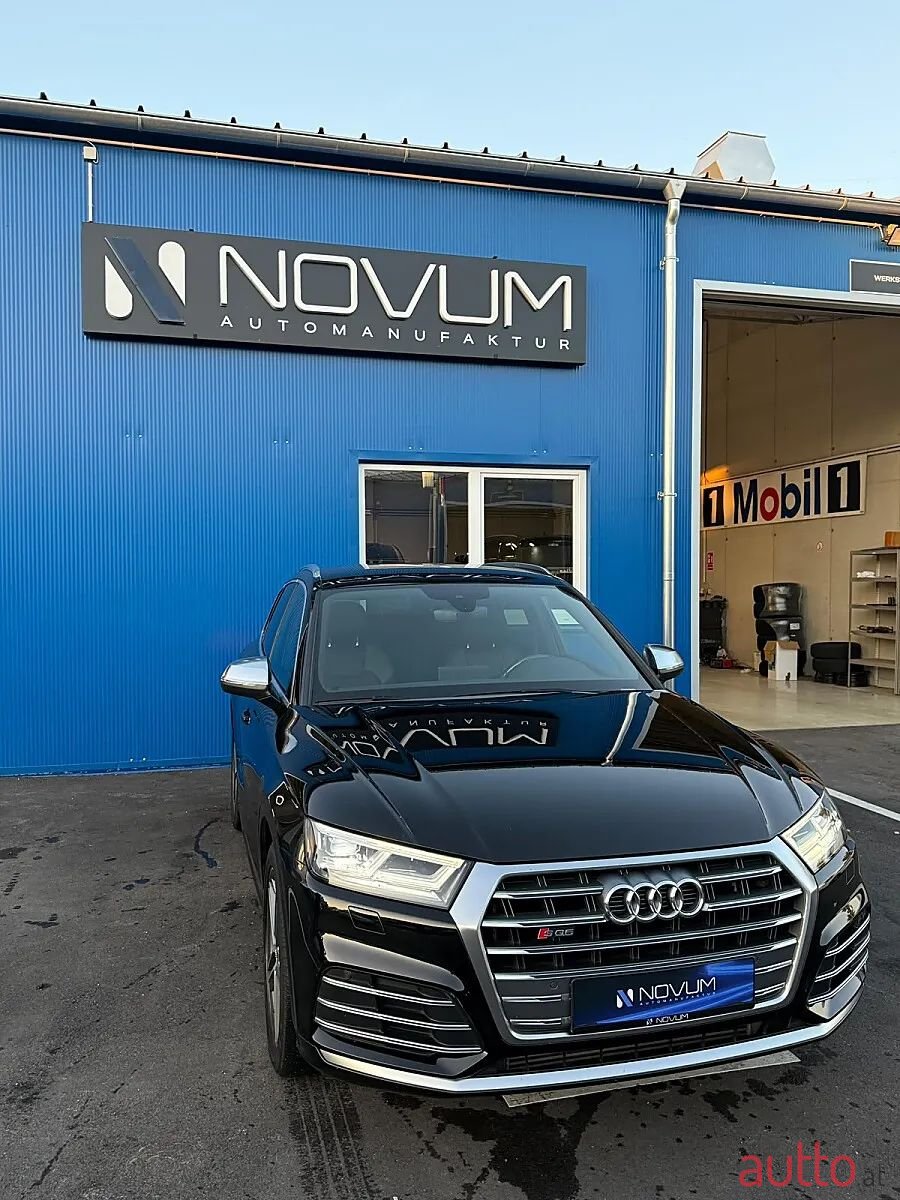 2020' Audi Q5 photo #2