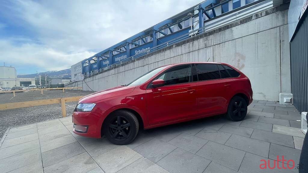 2014' Skoda Rapid photo #6