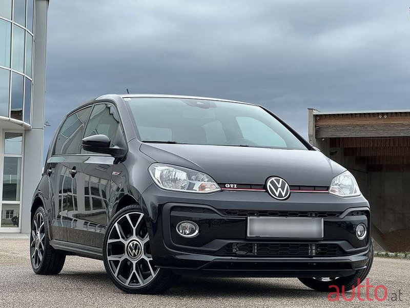 2020' Volkswagen Up! photo #2