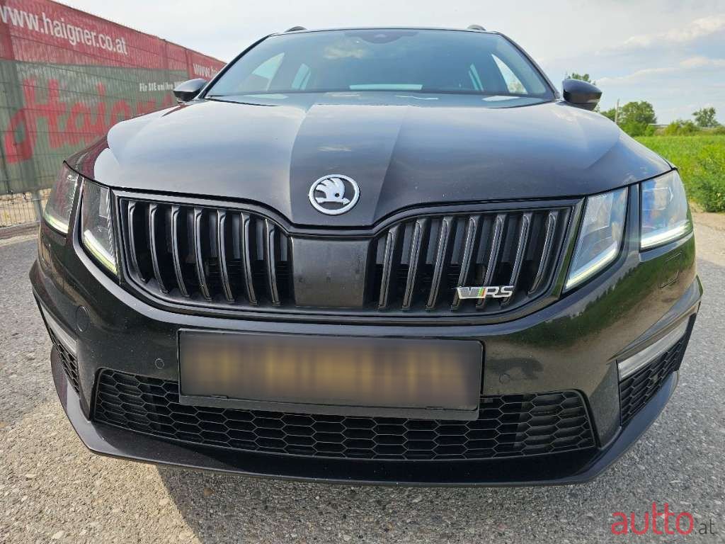 2018' Skoda Octavia photo #1