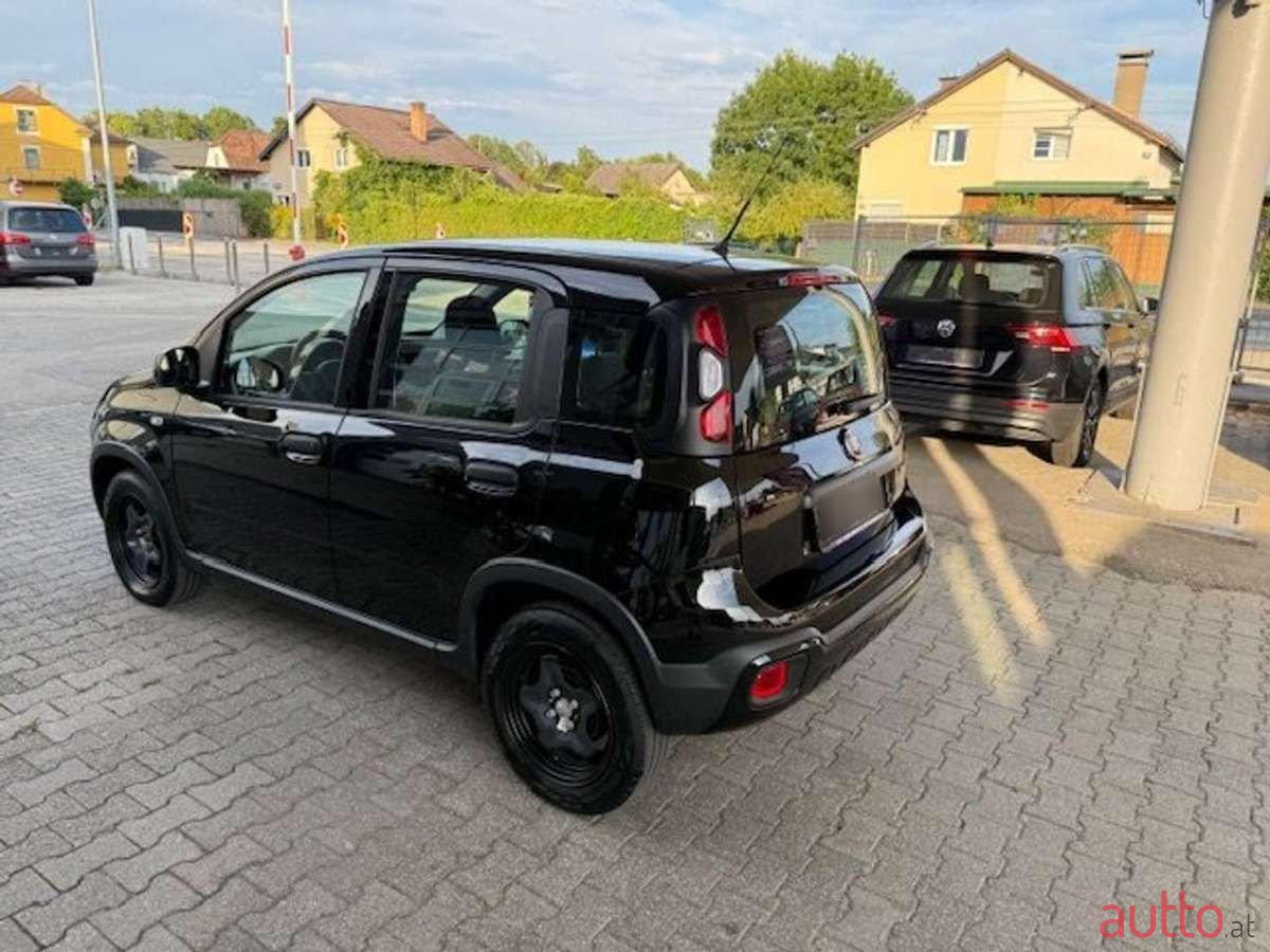 2023' Fiat Panda photo #3