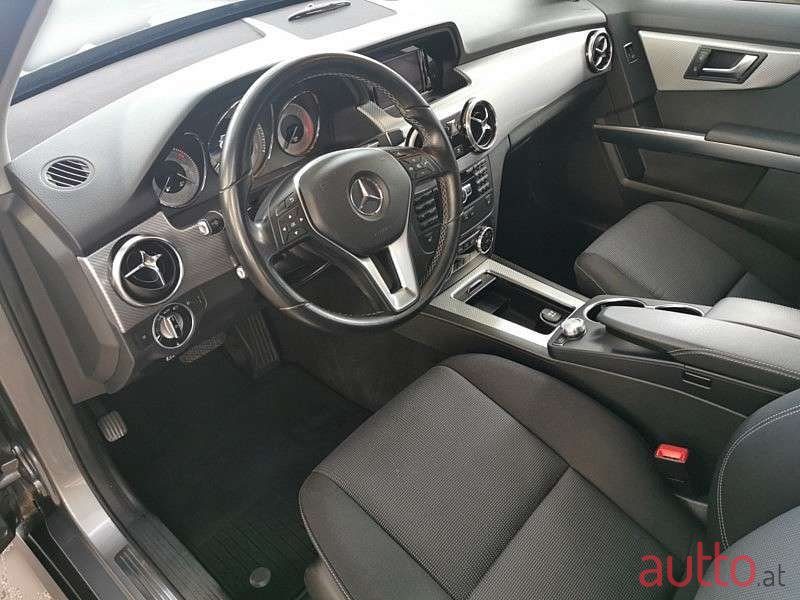 2013' Mercedes-Benz Glk-Klasse photo #6