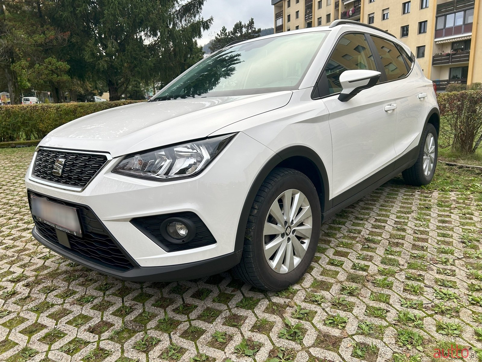 2019' SEAT Arona 1.6 TDI Style DSG photo #1