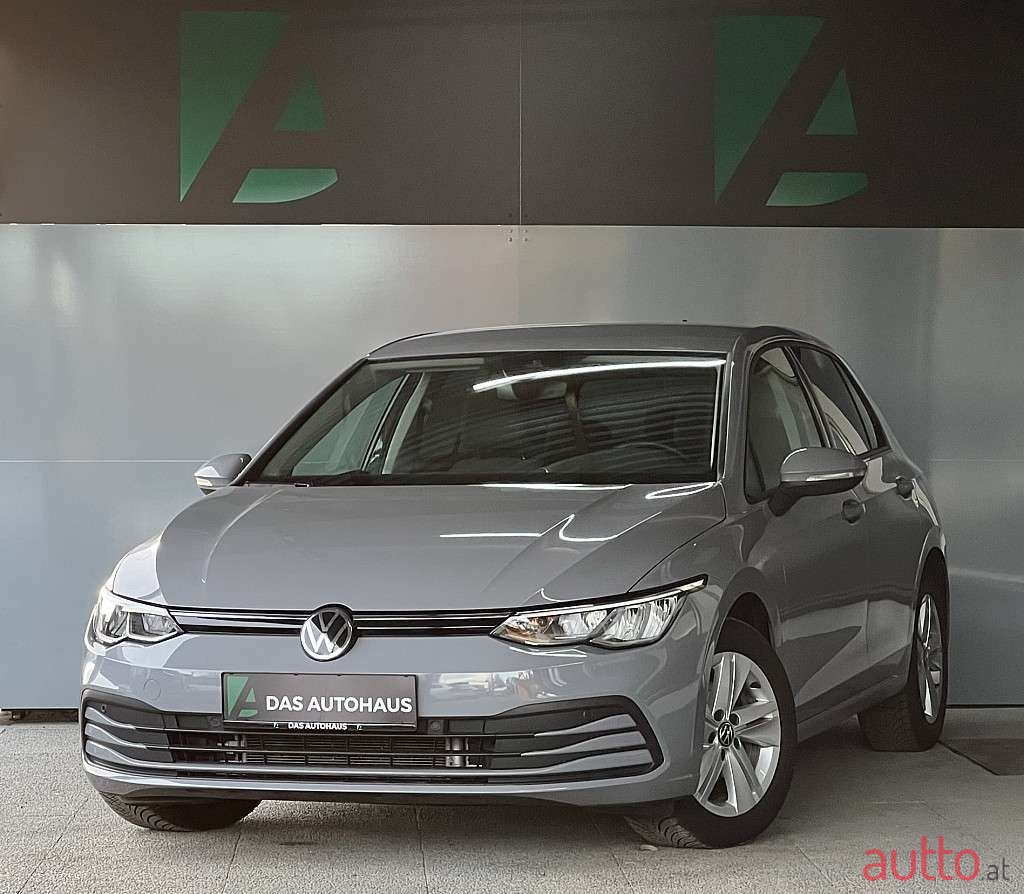 2020' Volkswagen Golf photo #1