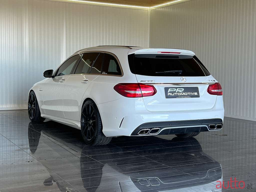 2015' Mercedes-Benz C-Klasse photo #4