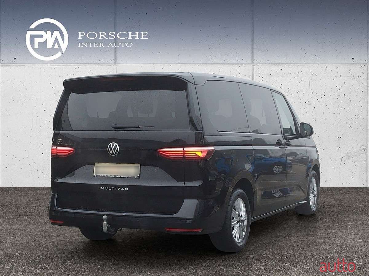 2024' Volkswagen Multivan photo #5