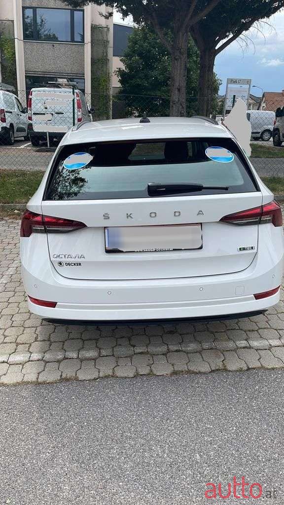 2022' Skoda Octavia photo #3