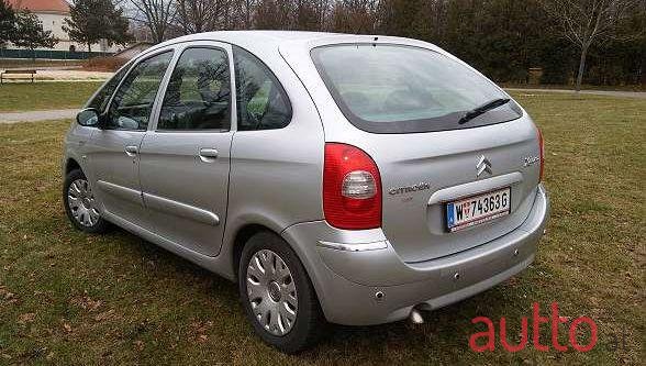 2008' Citroen Xsara Picasso photo #2