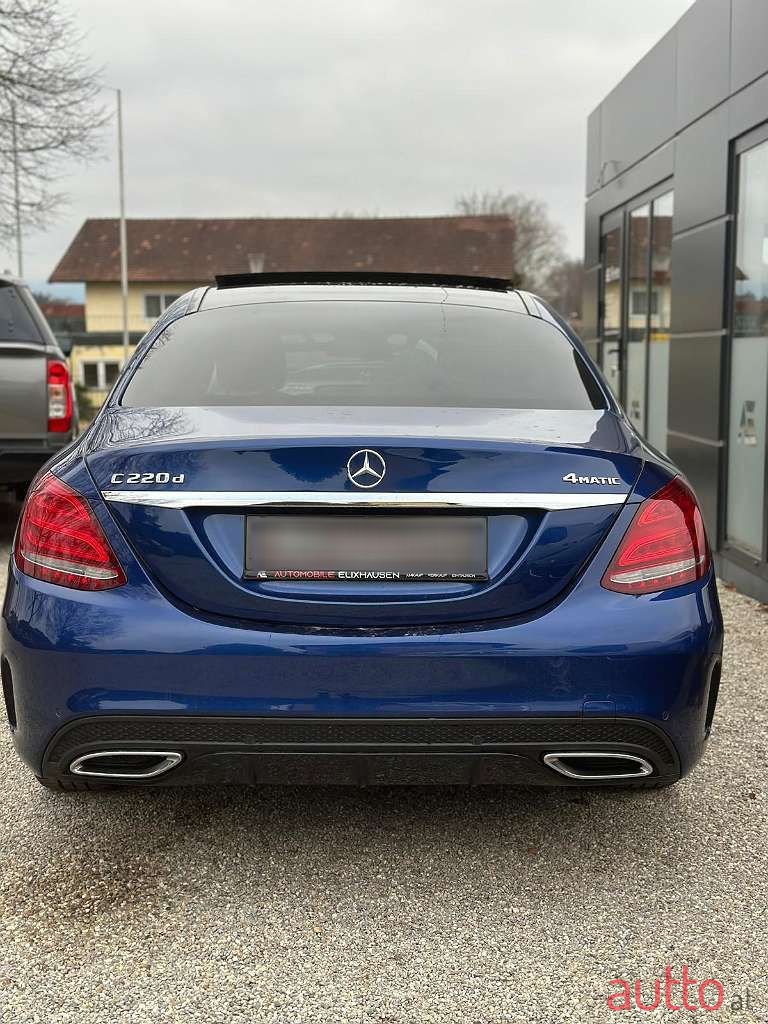 2017' Mercedes-Benz C-Klasse photo #4